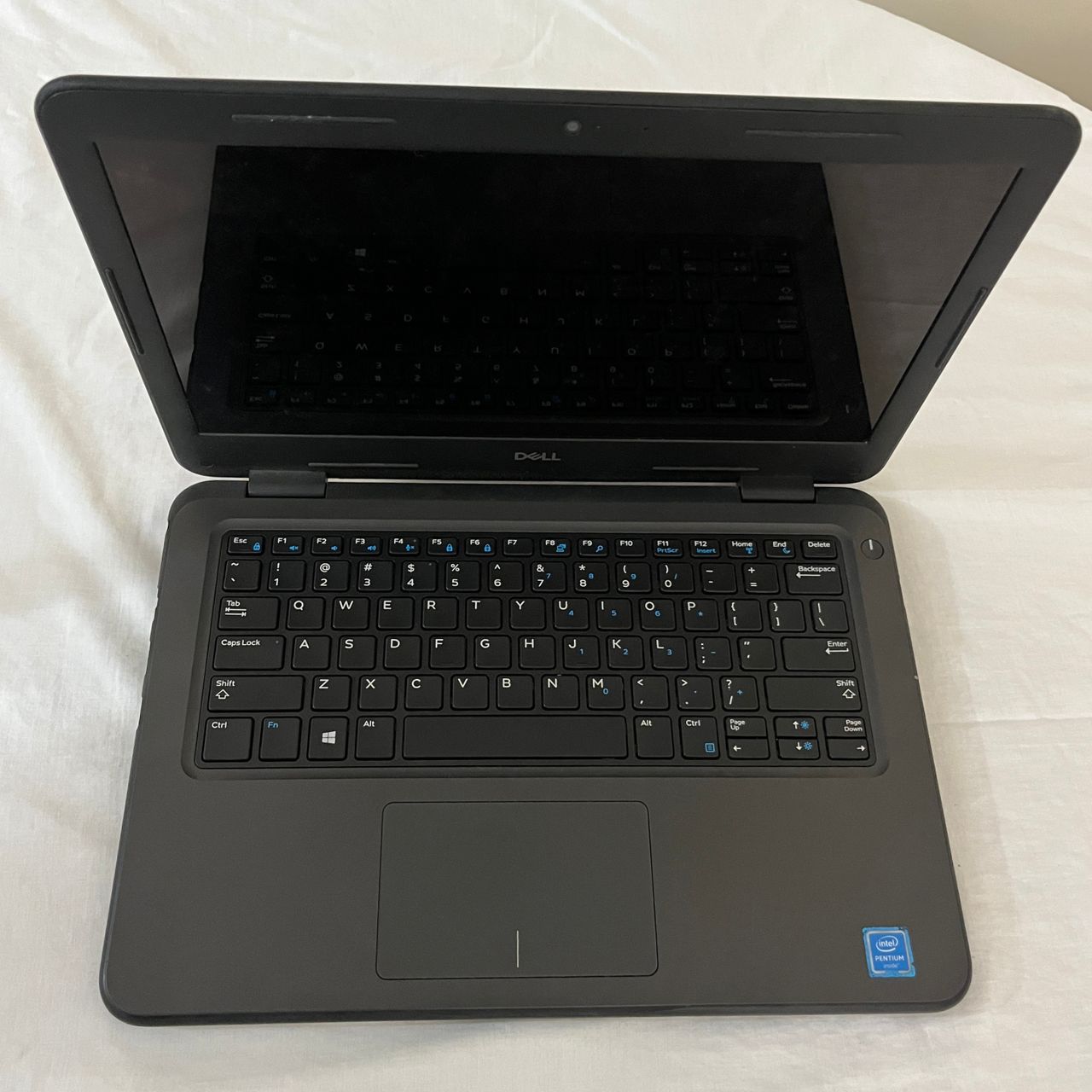 Dell Latitude 3300 – PC Portable Tactile